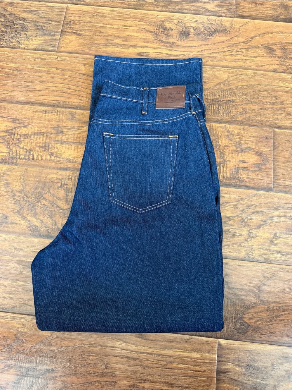 Abercrombie & Fitch athletic baggy fit jean